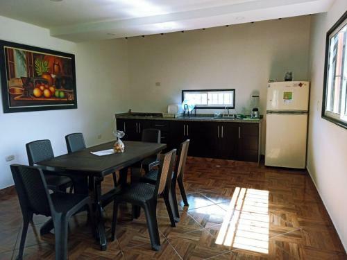 Casa Caba�a Balconcitos En San Gil
