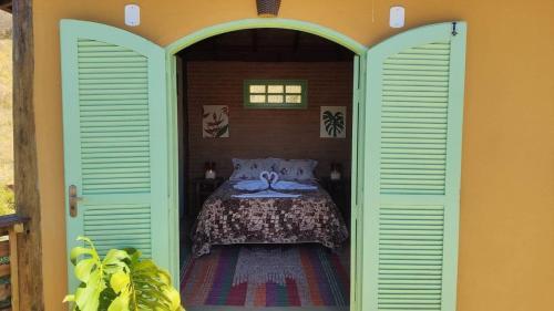 Chal� Master Com Piscina de Borda Infinita