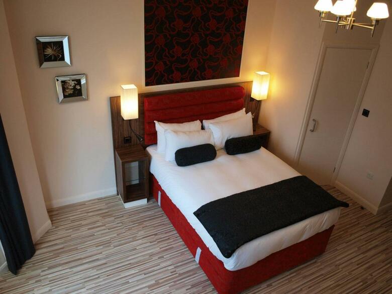 Hotel Simply Rooms & Suites