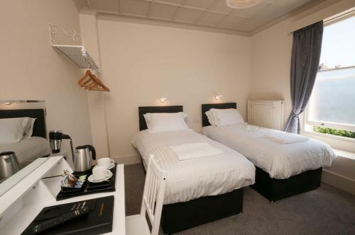 Hostal Dawson House Hotel - Guest House