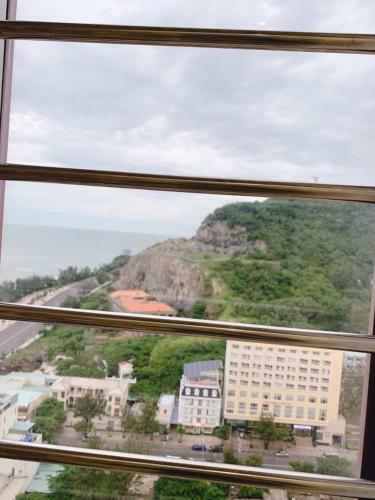 Thuyhanh Luxury Apartment- The Water Front