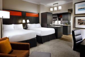 Hotel Suites At 1 King West
