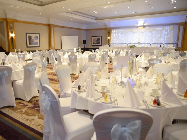 Doubletree By Hilton Dunblane Hydro Hotel