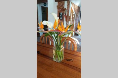 Valle House. Hermosa Casa R�stica Amplio Jard�n