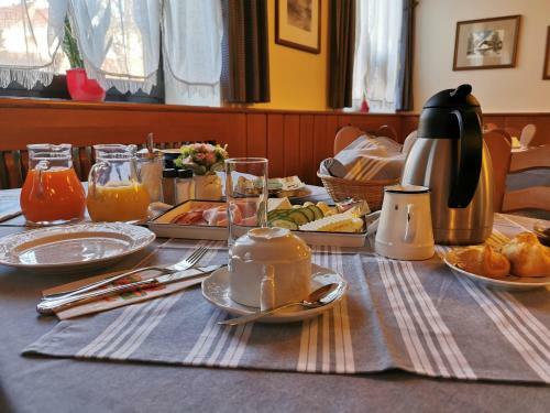 Hostal Pension Zur Weintraube