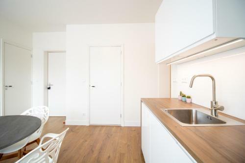 Escamp Apartments