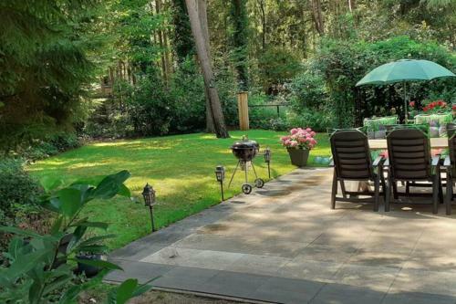 Drentse Bungalow In Natuur En Rust