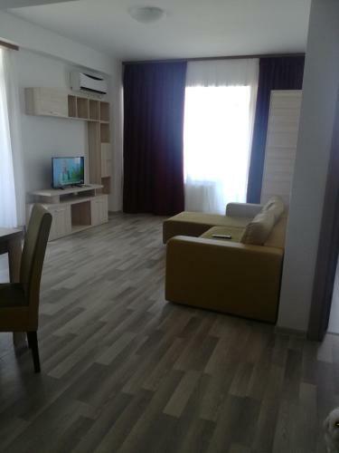 Summerland Sea View Apartment