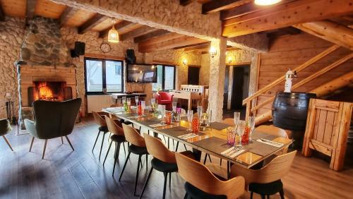 Cabana Supporter -supporter Chalet