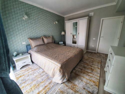 Evys Luxury Apartment