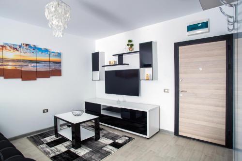 Apartament Alezzi Black&white 1