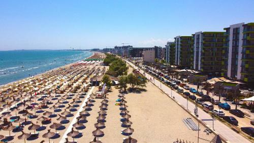 Sunny Side Apartments In Complexul Alezzi Beach