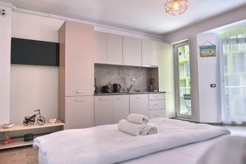 Apartamento Golden Sunrise Studio Spa N Pools Alezzi Beach Resort