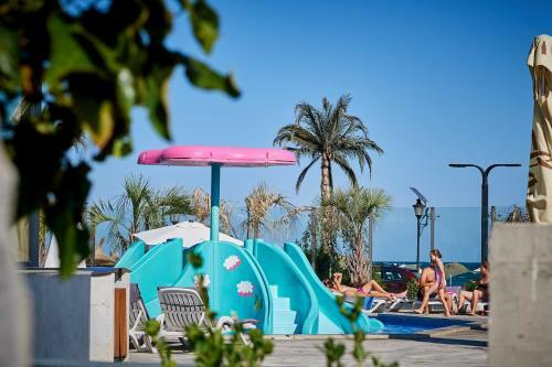 Apartamento Golden Sunrise Studio Spa N Pools Alezzi Beach Resort