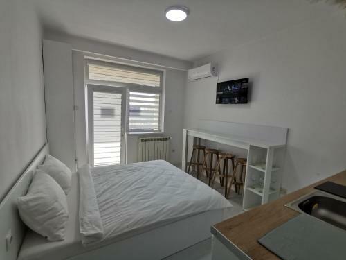 Casuta Cu Tei-lime House