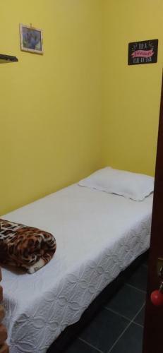 Hostel Yellow House Mg