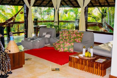 Casa Com Excelente Estrutura - 300m Da Praia
