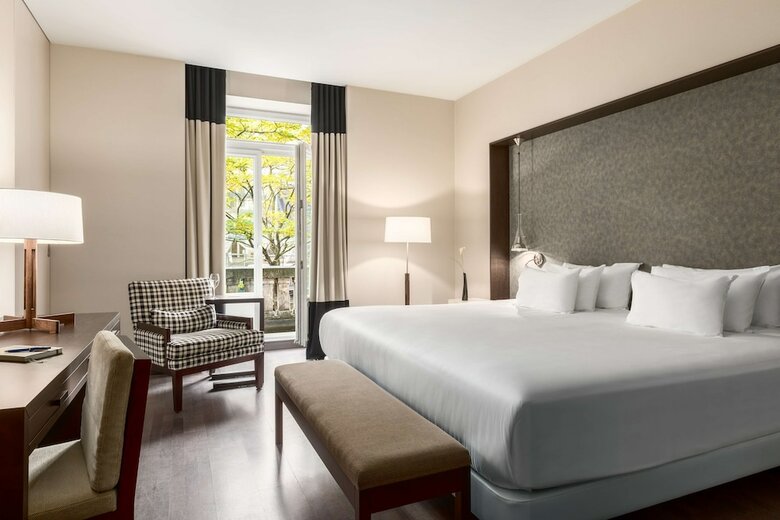 Hotel NH Collection Brussels Centre