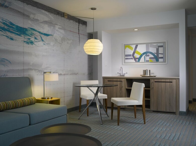Hotel Courtyard By Marriott Miami Beach Oceanfront