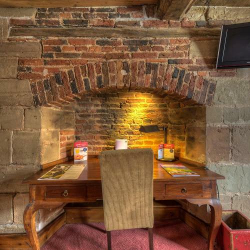Dog & Partridge Hotel By Good Night Inns