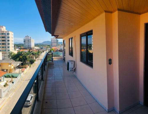Excelente Apartamento Meia Praia - Itapema