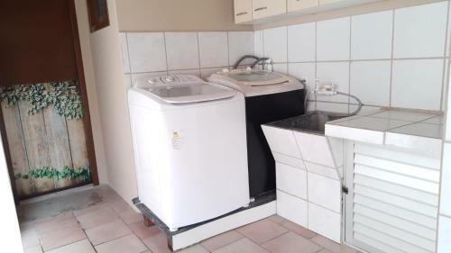 Flat Com Ar Cond. Wi-fi Tv A Cabo Perto Da Praia