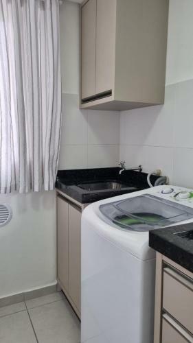 Apartamento Mobiliado - Perto Da Praia Em Itapema Sc
