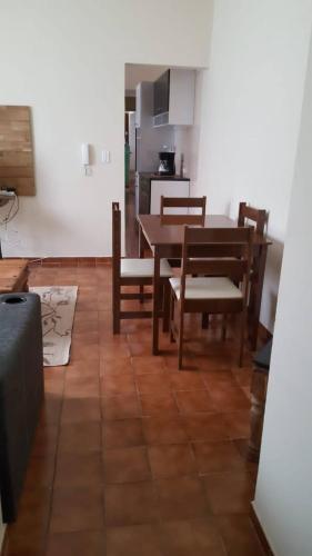 Apartamento Excelente Apto Jd. 3 Marias - Enseada - Guaruja.