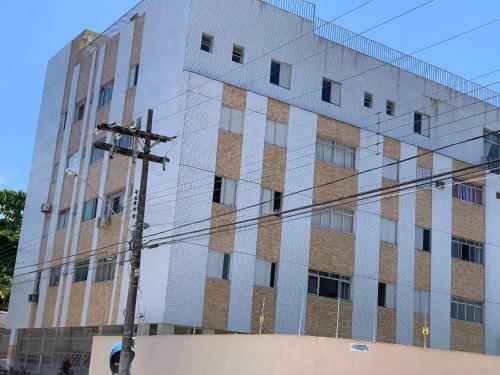 Apartamento Confort�vel Apto 3 Dorm Mobiliado Com Piscina