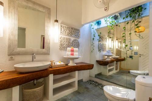 Bed & Breakfast Pinkprivate Sanur - Cool Adults Only