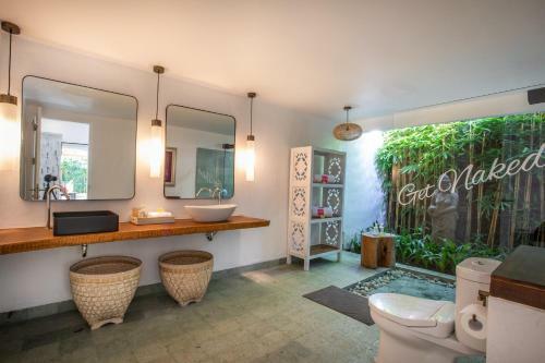 Bed & Breakfast Pinkprivate Sanur - Cool Adults Only
