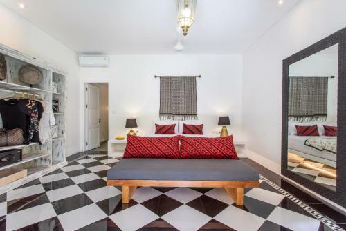 Bed & Breakfast Pinkprivate Sanur - Cool Adults Only