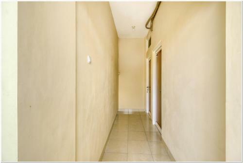 Hostal Reddoorz Near Ramai Mall Malioboro
