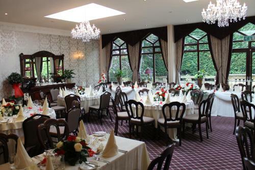 Oakwood Hall Hotel