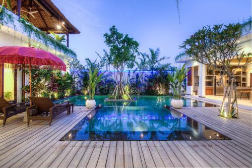 Villa Frangipani Merah