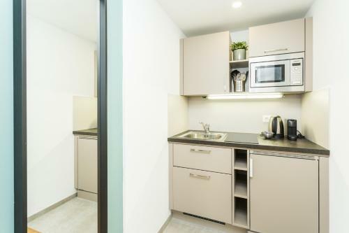 Room 4 & 5 Apartments
