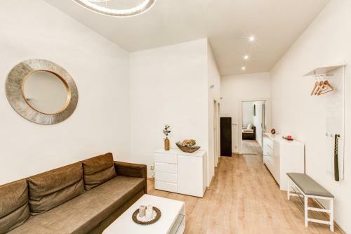 Cozy And Classy Apartment In The Old Town