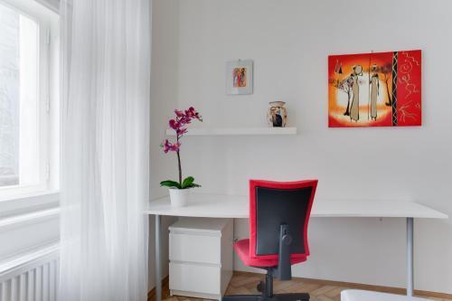 Luxury Apartment With Two Bedrooms