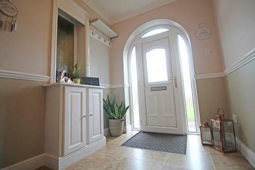 Queens Road - Luxury Spacious Home In Chester