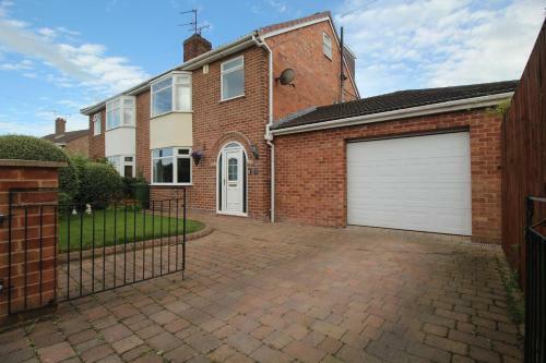 Queens Road - Luxury Spacious Home In Chester