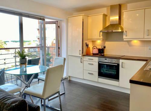 City Centre Chester Waterways Apartment