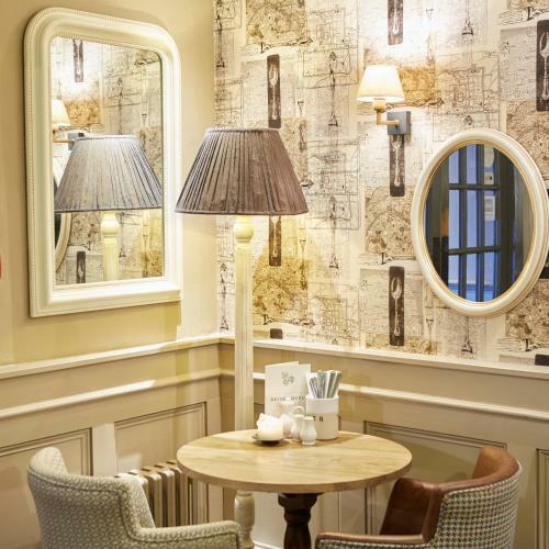 Hotel Wheatsheaf Basingstoke By Good Night Inns