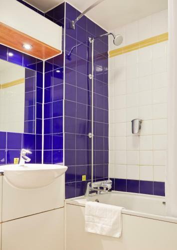 Hotel Wheatsheaf Basingstoke By Good Night Inns