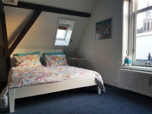 Large Historical Apartment & Canal Terrace