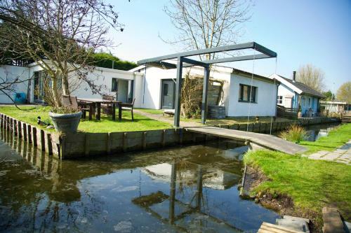 Villa Bungalow Between Haarlem And Amsterdam