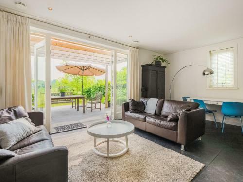 Pretty Holiday Home In Vroomshoop With Garden