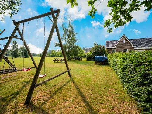 Pretty Holiday Home In Vroomshoop With Garden