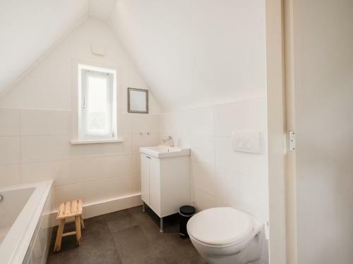Pretty Holiday Home In Vroomshoop With Garden
