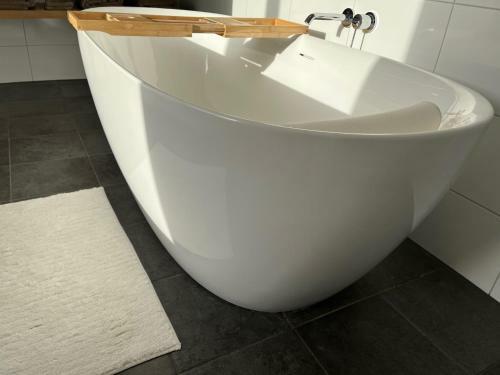 Luxury Villa In Zeewolde At The Waterfront With Jetty