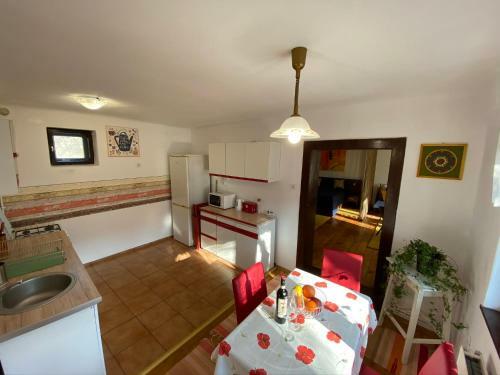 Family Friendly 4village House